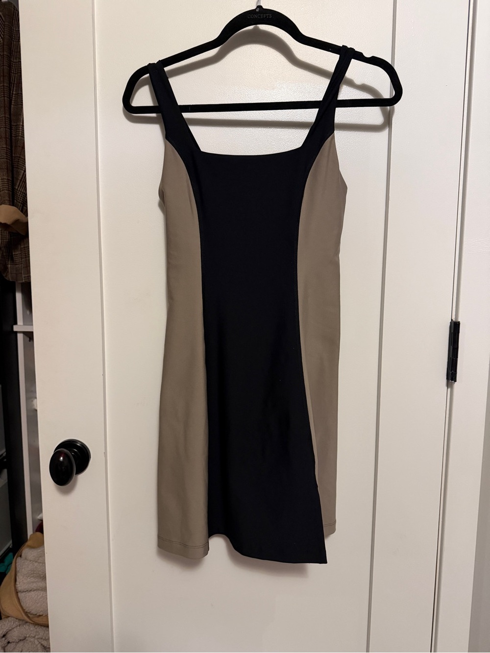 Abercrombie and Fitch YPB Color Block active dress SIZE SMALL